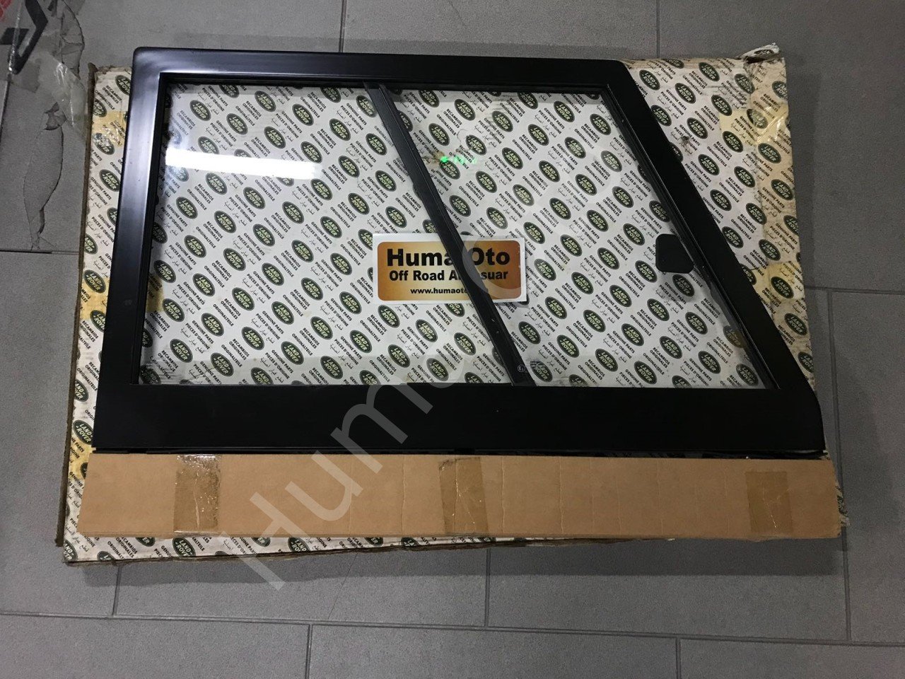 Kapı Çerçevesi Camı Sağ MWC4746 Defender Wolf