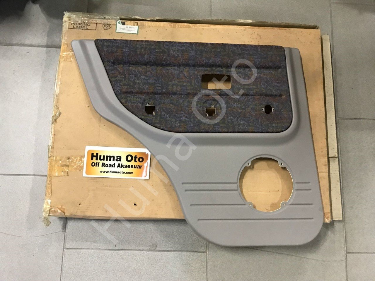 Rear Left Door Trim ELB000610WLK