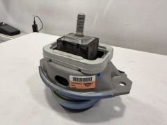 KKB500760 Engine Mounting Support Front 2.7 Genuine