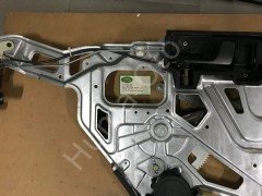 P38 Rear Left Window Jack ALR81