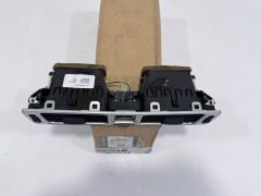 Range Rover Havalandırma Orta LR032810 JBD500240PUY