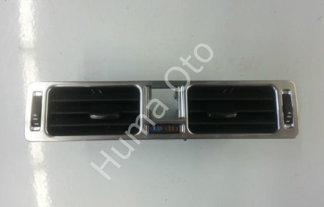 Range Rover Havalandırma Orta LR032810