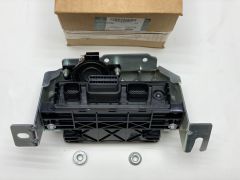 Range Rover Electric Side Step and Tow Bar Module VPLGT0204
