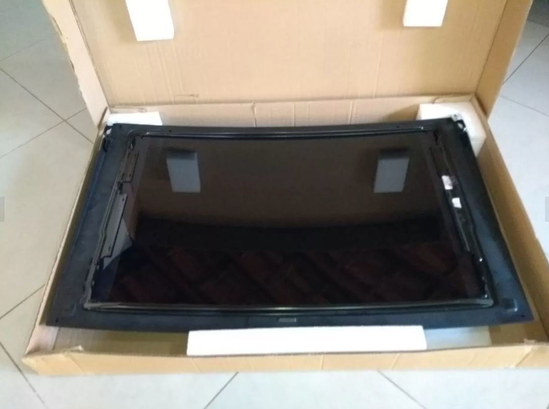 Range Rover SunRoof Tavan Camı LR043926