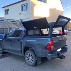 Alu-Cab Canopy Explorer Toyota Hilux Black / Ceta AC-CD-TH16-E-BT