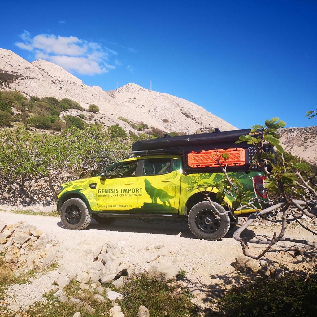 Alu-Cab Canopy Camper Ford Ranger Black AC-CC-D-BT-FR12