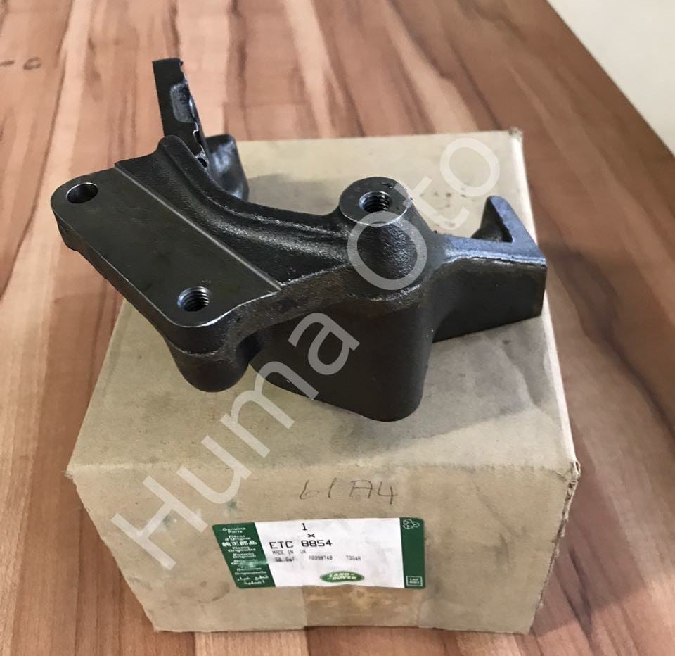 Defender Steering Pump Bracket ETC8854