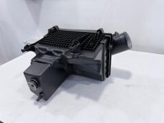 LR006073 Hava Filtre Kazanı 2.2 Freelander Orijinal