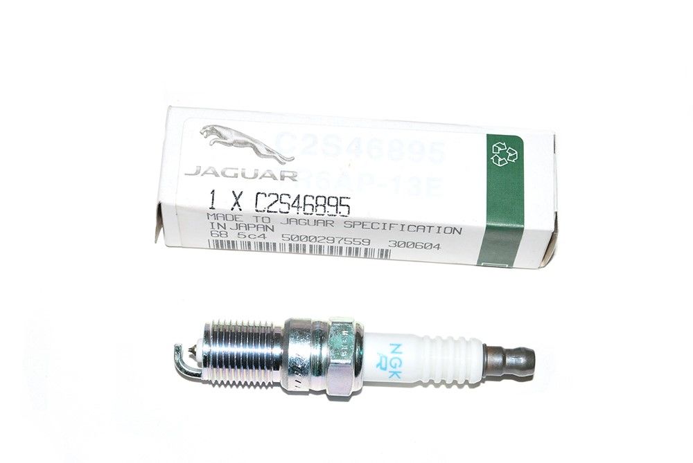 C2S46895 XR842795 XR819660 Spark Plug Genuine