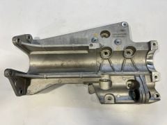 LR161241 LR163221 LR144612 J9C33578 J9C33577 J9C26264 Bracket