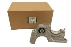 LR105649 LR024760 Front Axle Bracket