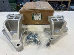 VPLKP0495 Bracket Side Step Right Range Rover