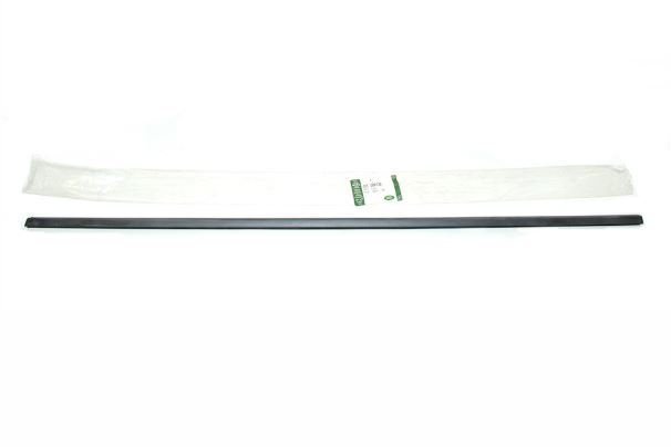 Range Rover 2002-2012 Sol Arka Kapı Cam Dış Fitili CGE500730