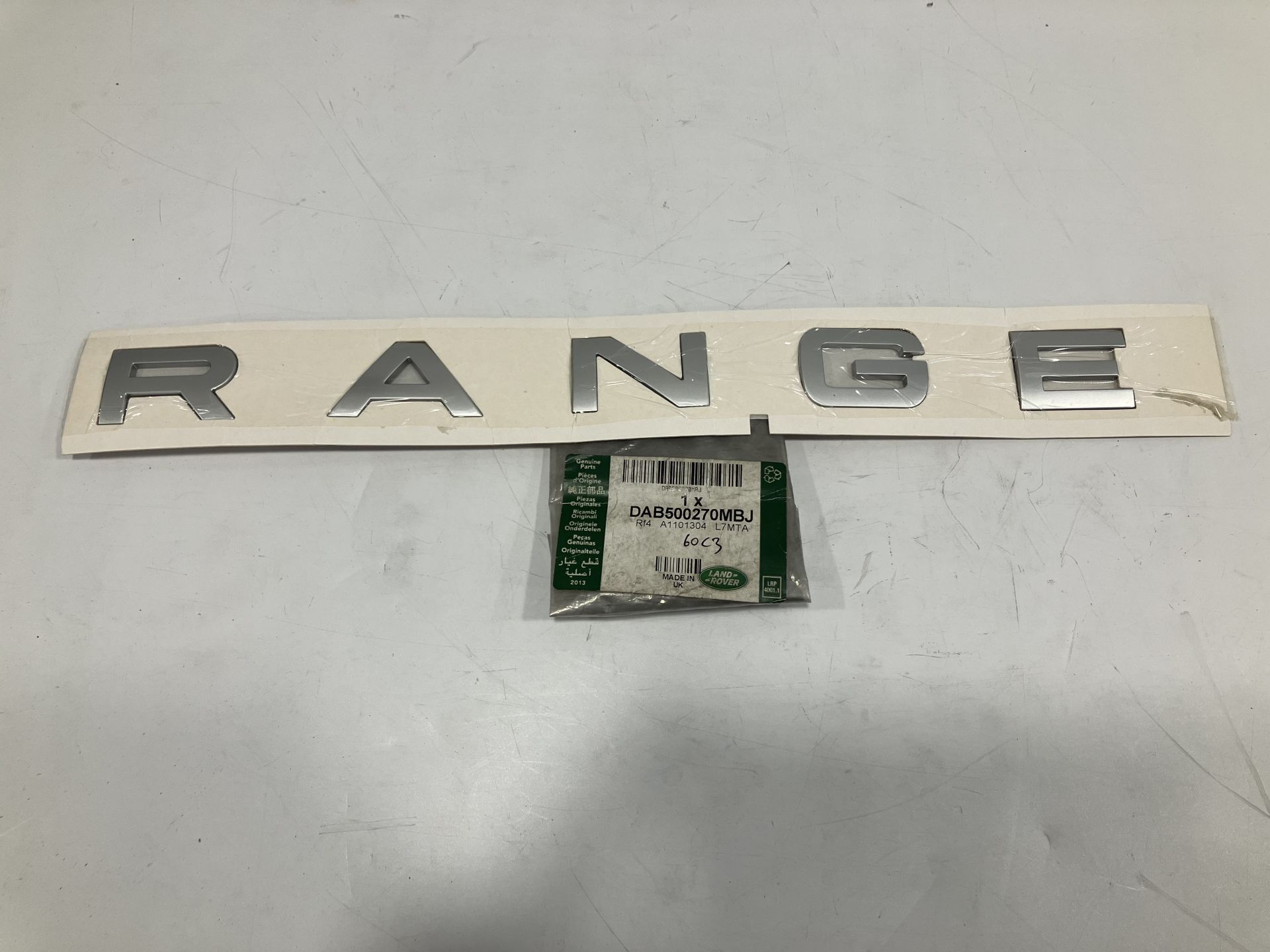 DAB500270MBJ Bagaj Arka RANGE Yazısı Range Rover Sport