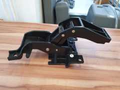 Range Rover Elektrikli Basamak Sol Ön Braket VPLGP0137