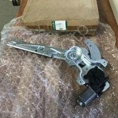 Defender Left Window Jack CUH000092
