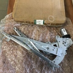 Defender Left Window Jack CUH000092