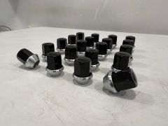 605123499 LR001381 T4A2670 Wheel Nut 20 Pack Black