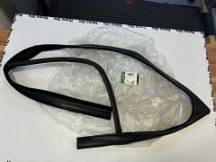 LR139505 LR126751 Kapı Fitili Dış Sağ Ön Range Rover Velar