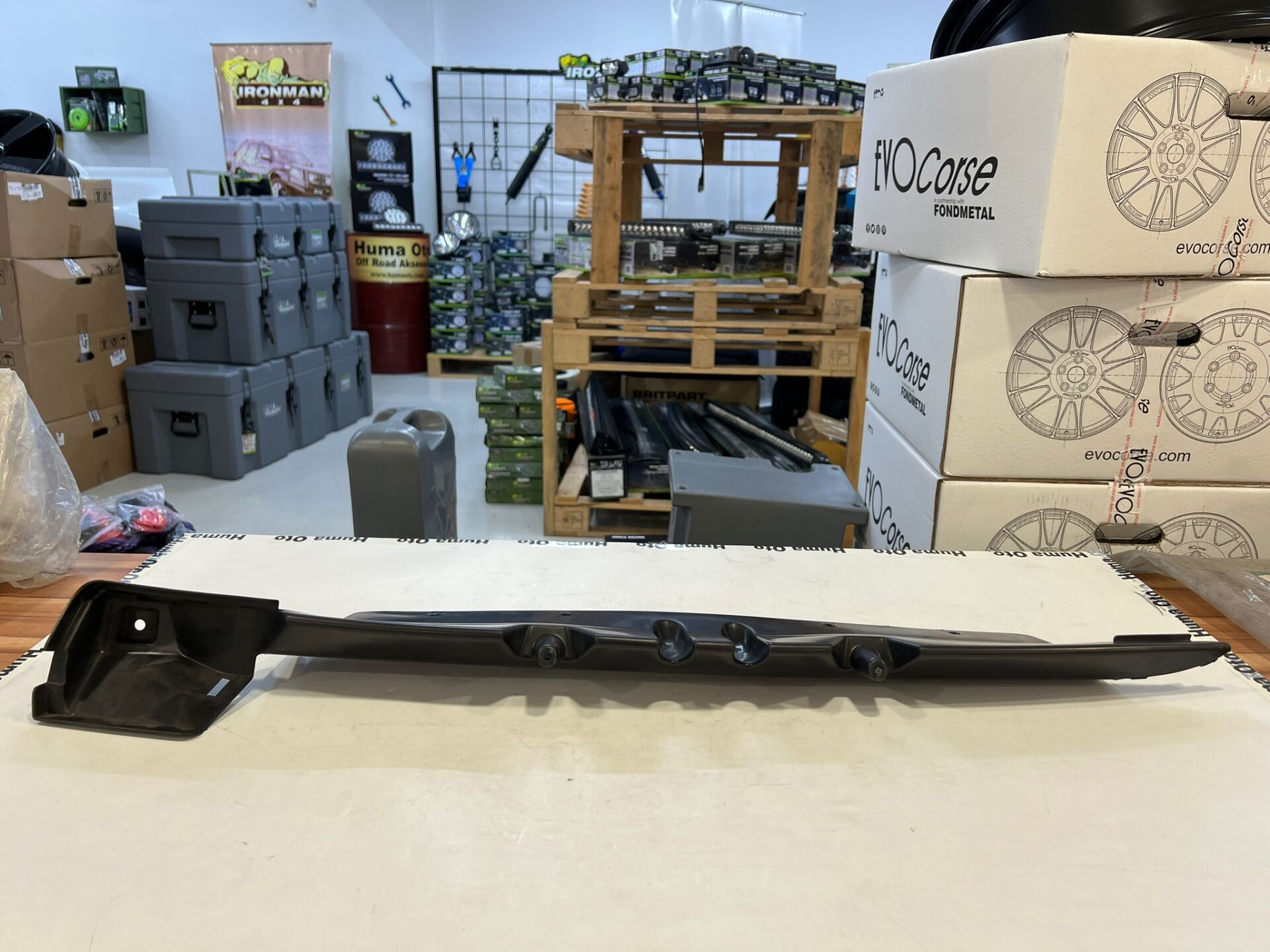 PDB000033 Radyatör Alt Bakaliti 4.4 V8 Range Rover