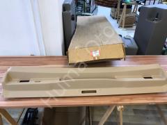 Range Rover Bagaj Kapak Trimi EQT500550SUN