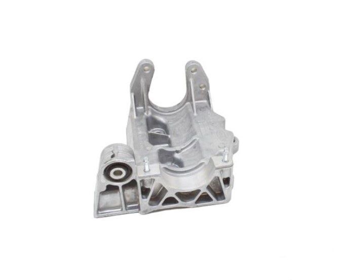 LR032360 LR031751 LR003449 Ön Aks Braketi Evoque Freelander 2