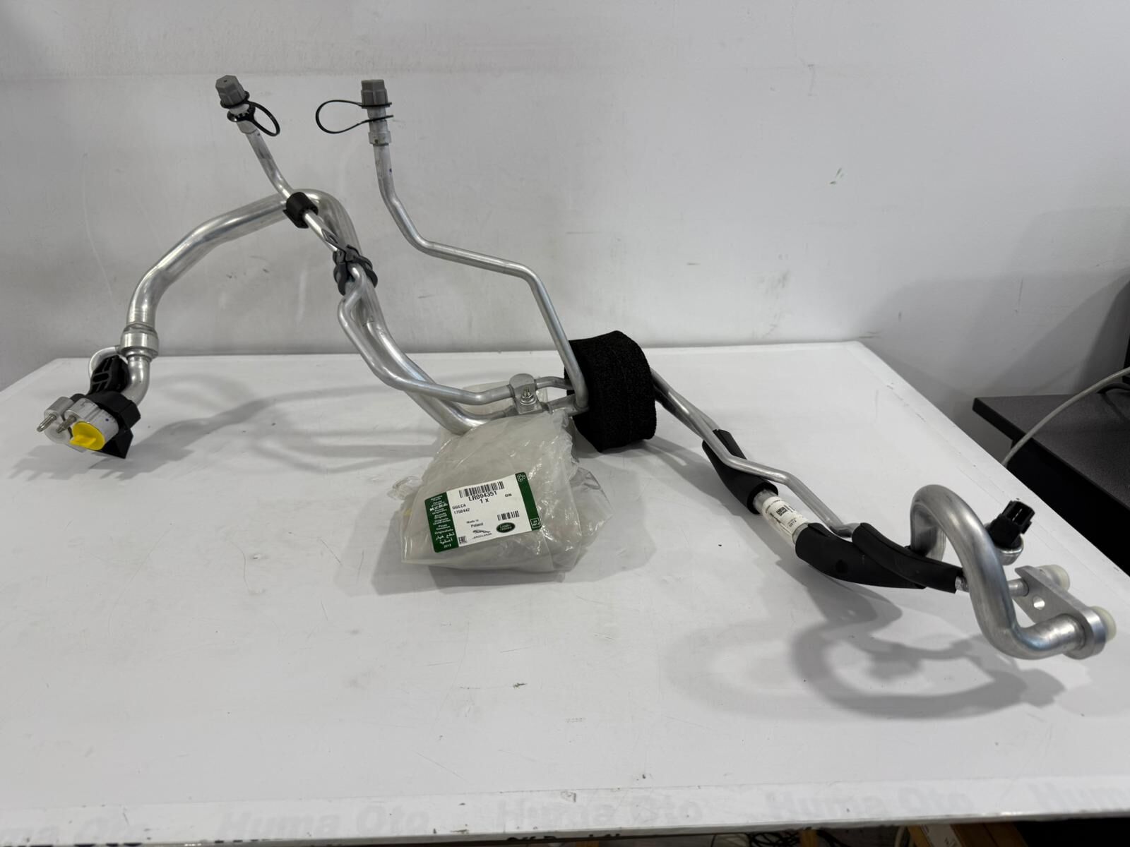 LR116434 LR094351 J9C14296 Klima Borusu