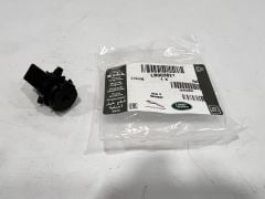 LR003821 AUX Girişi Freelander 2