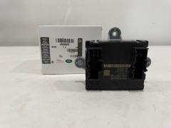 LR095503 T4A14034 Control Module Front Door RH