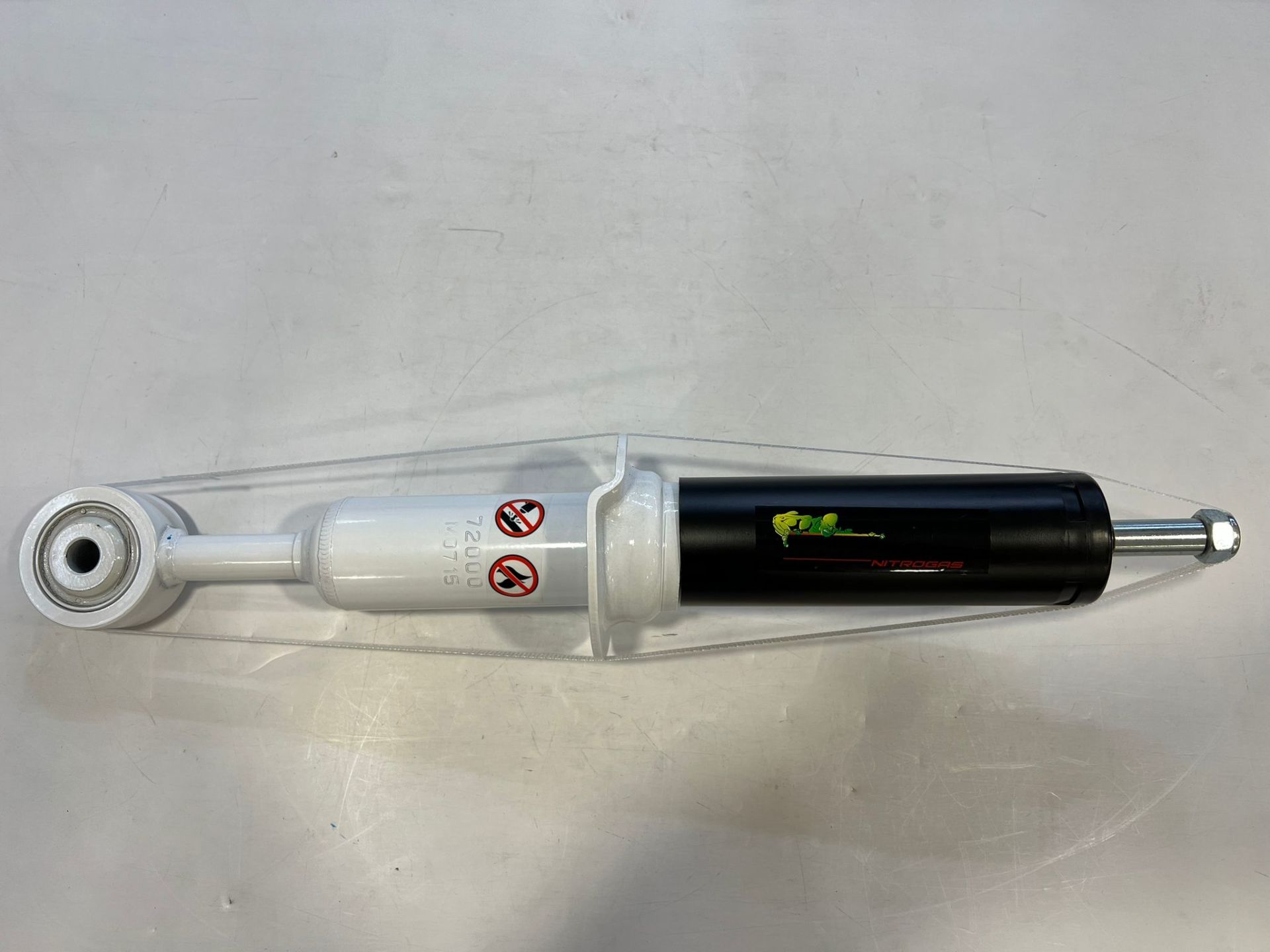 Toyota Land Cruiser 200 Serisi VX200 Ön Amortisör 12720GR