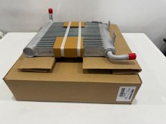 LR181758 LR140294 LR092120 T4A50609 Radyatör Sağ Britpart