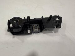 LR132643 Front Bumper Bracket LH Defender