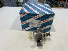 LR081595 LR035527 C2Z31828 C2Z22287 Benzin Pompası