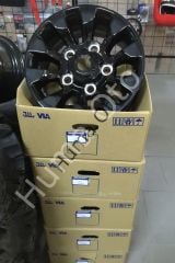Defender SawTooth 16 inch Alloy Wheel LR025862
