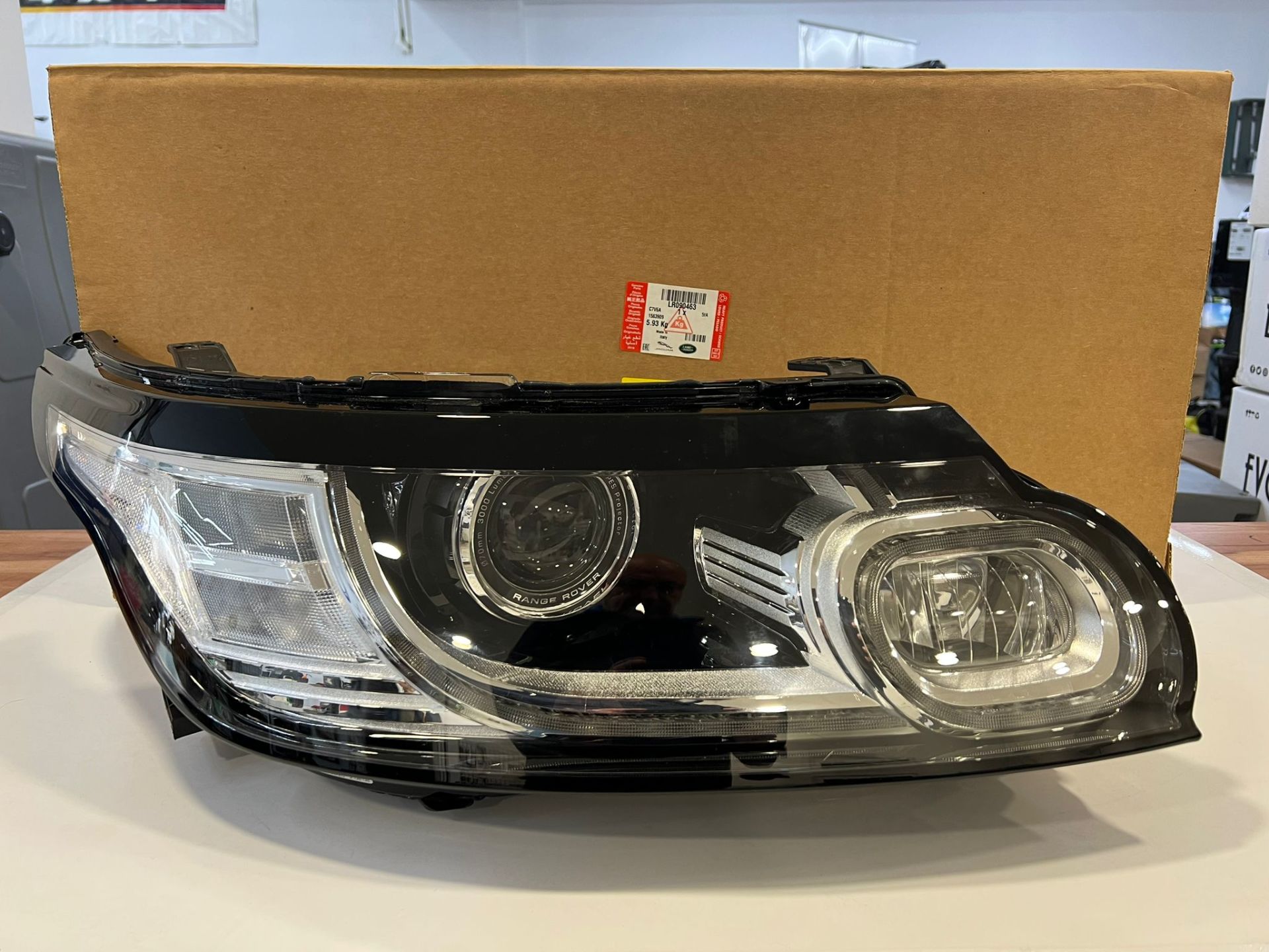 LR090463 LR084152 LR057269 Far Sağ Range Rover Sport