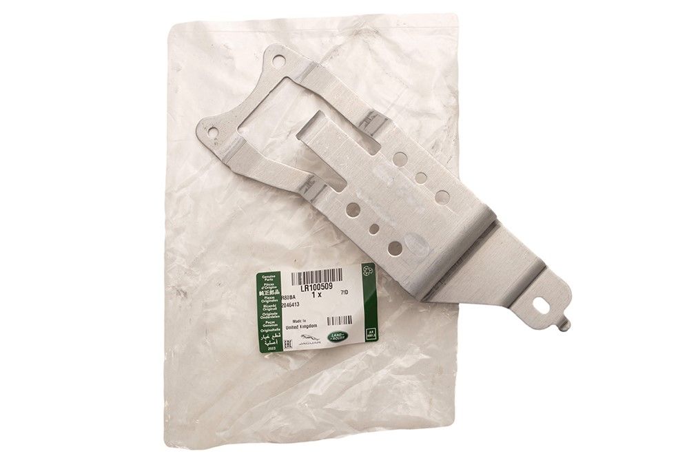 LR100509 Front Bumper Bracket Range Rover Discovery