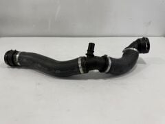 Upper Hose LR081656