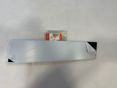 Defender B-Mast Cover Left LR130139