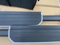 VPLEP0525 VPLEP0392 Sabit Yan Basamak Gümüş Defender 110 130