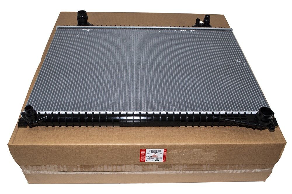 LR092461 T4A3255 Radyatör Range Rover Velar