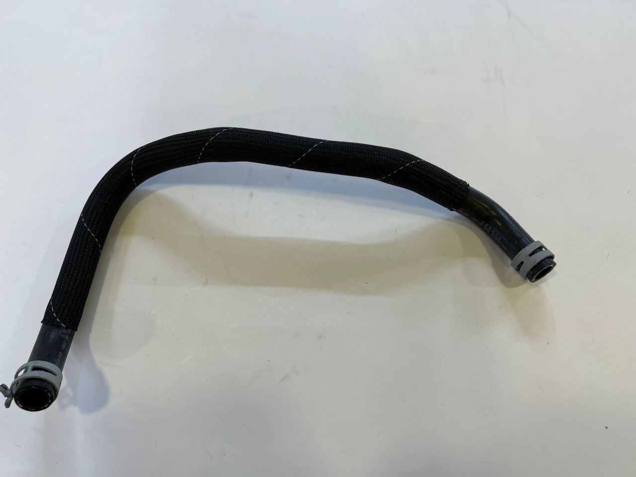 Range Rover Evoque Discovery Sport Radiator Hose LR062305