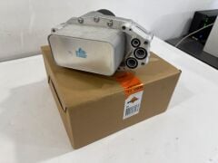 LR040738 LR013149 JDE8715 Yağ Soğutucu Komple NRF