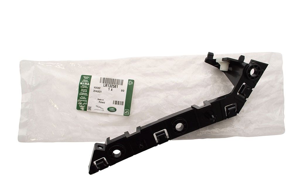 LR132581 Fender Mounting Bracket LH Defender