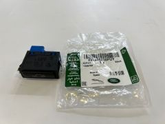 Range Rover 2002-2012 Bagaj Kapısı Açma Anahtarı YXL000010PUY