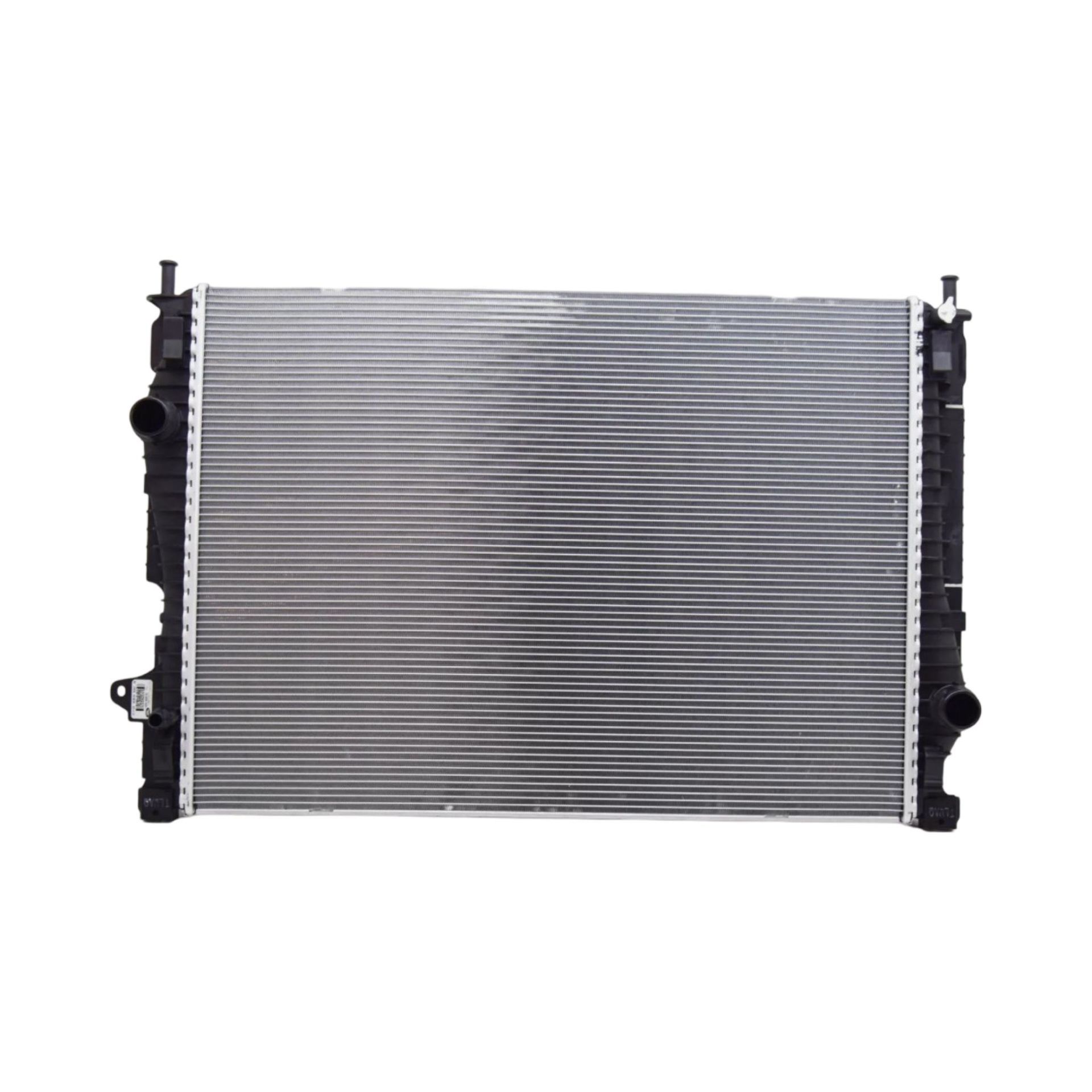 LR135901 LR117683 J9C22773 Radiator