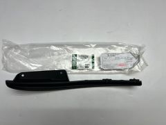 Range Rover Velar Arka Tampon Sol Kaplaması LR092698