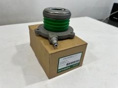LR014290 UUB000100 XR832967 Alt Debriyaj Merkezi ve Bilyesi