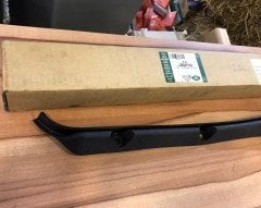 Range Rover Sağ Tampon Braketi Braket LR031733