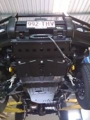 Pajero NT 2000+ Alt Koruma IUP013K
