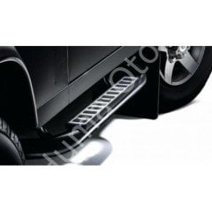 LR008375 Yan Basamak Defender 110